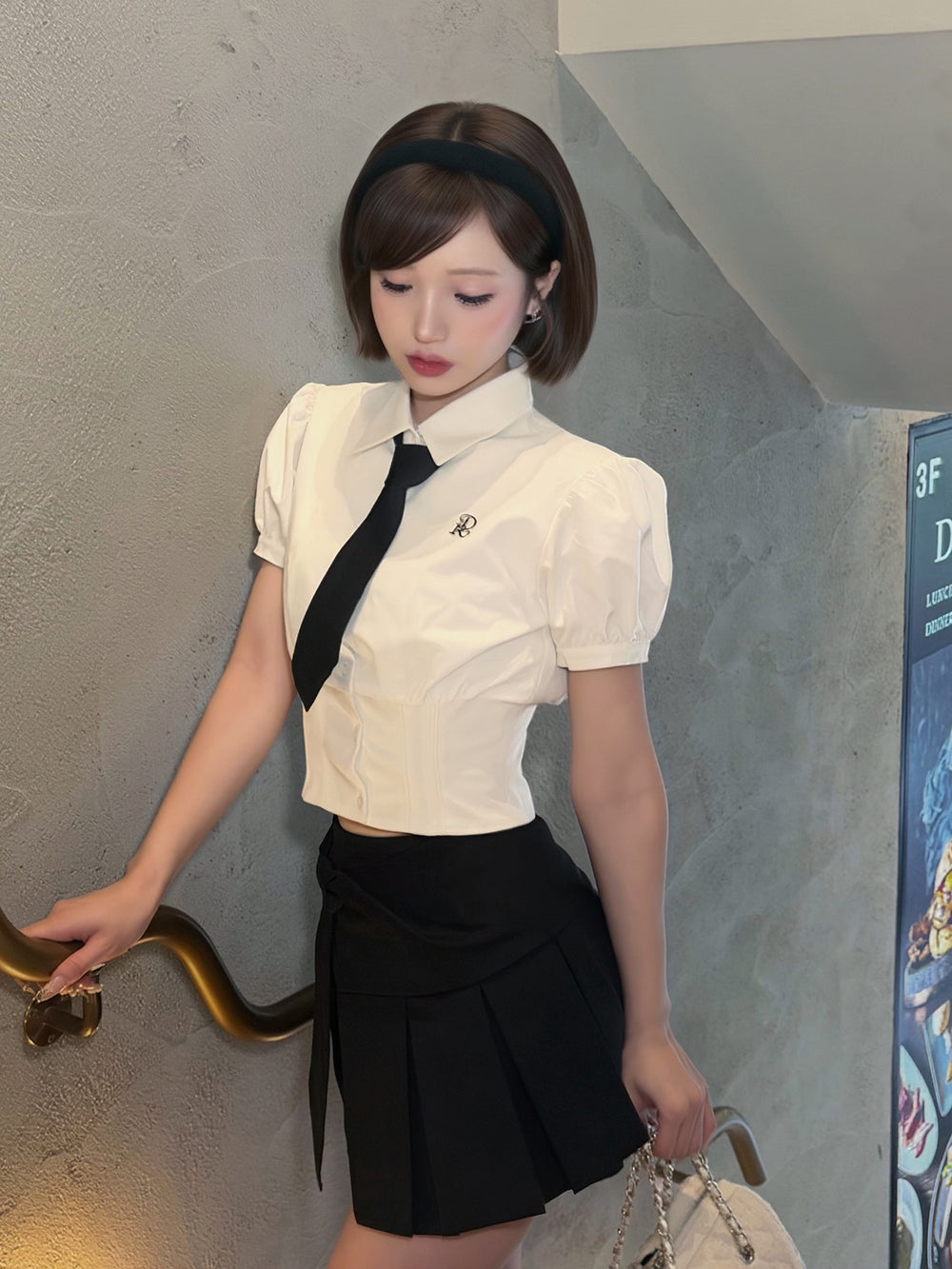 モデル：158cm（着用サイズ：FREE　着用カラー：WHT）
