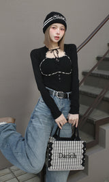 モデル：160cm（着用サイズ：FREE　着用カラー：BLK）