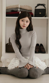 モデル：164cm（着用サイズ：FREE　着用カラー：GRY）