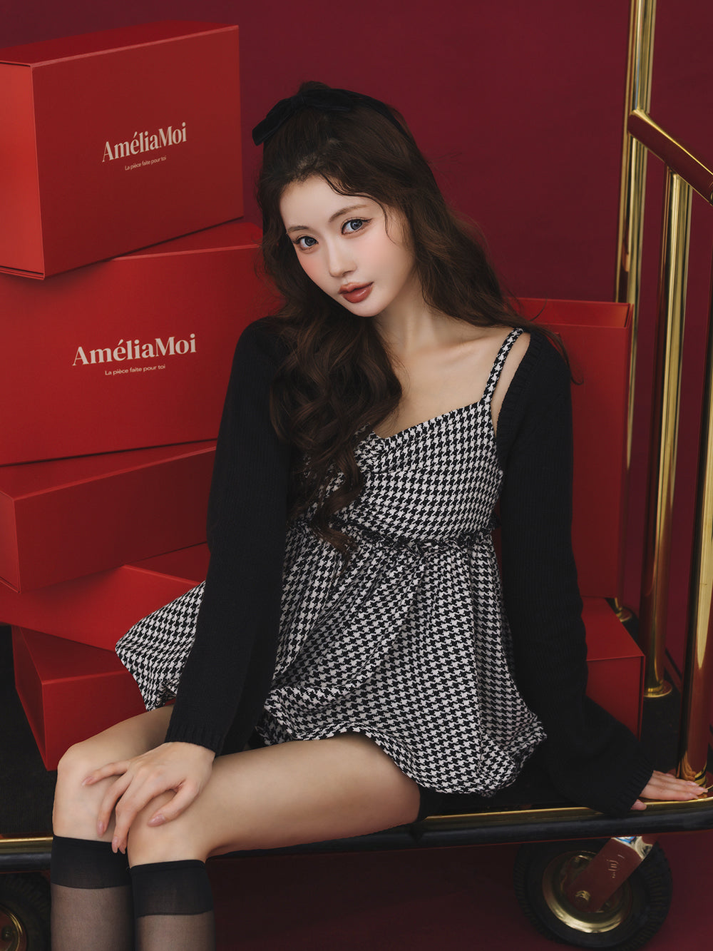 モデル：164cm（着用サイズ：FREE　着用カラー：BLK）