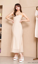 モデル：164cm（着用サイズ：FREE　着用カラー：YEL）