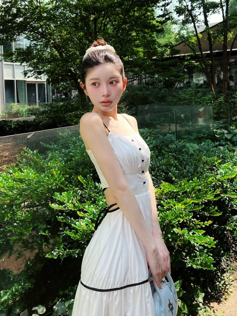 モデル：160cm（着用サイズ：FREE　着用カラー：WHT）