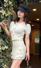 モデル：158cm（着用サイズ：FREE　着用カラー：WHT）