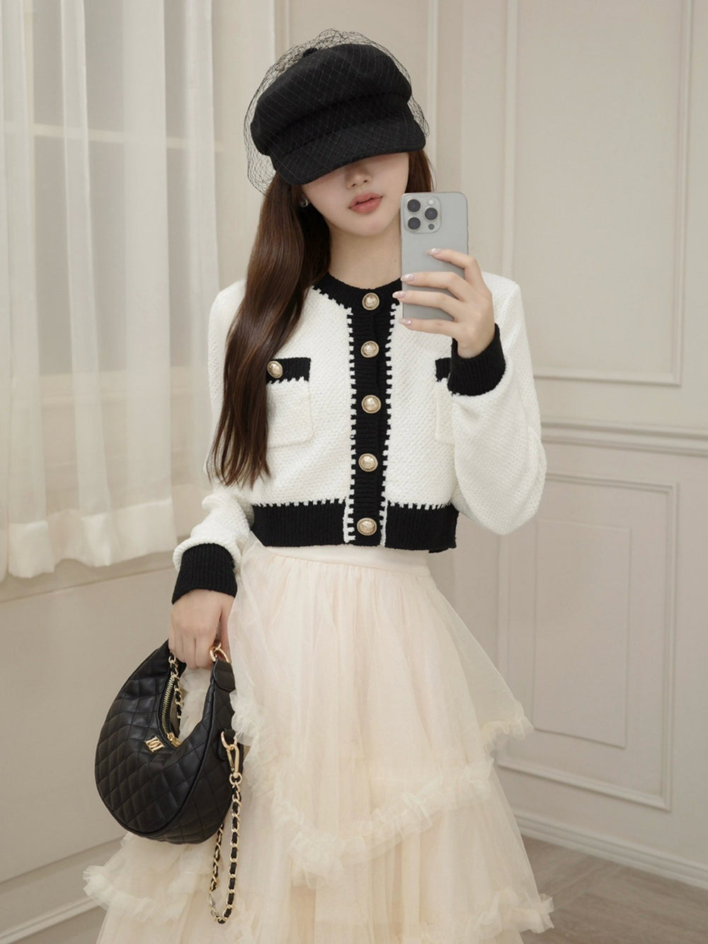 モデル：161cm（着用サイズ：FREE　着用カラー：WHT）