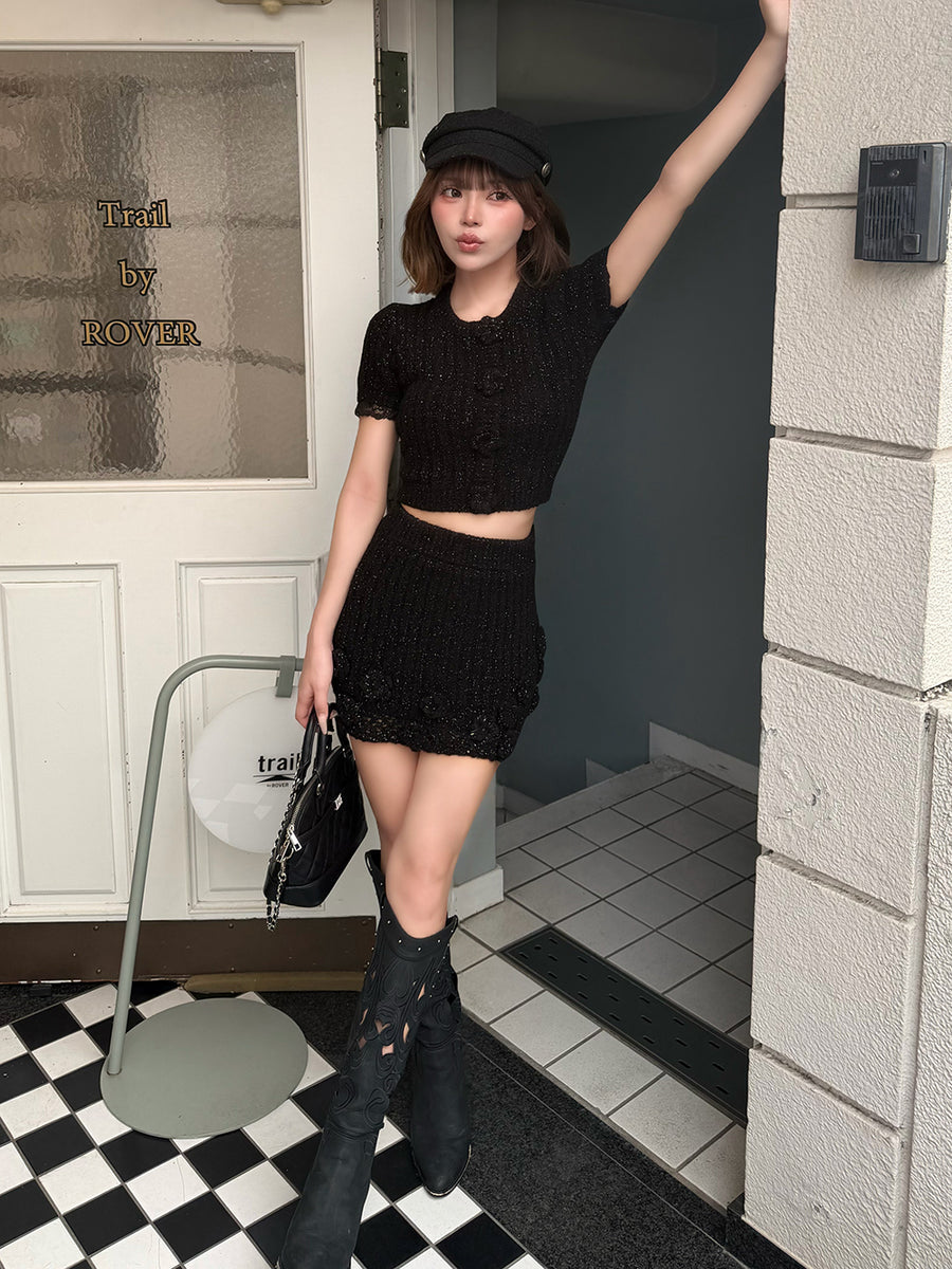モデル：158cm（着用サイズ：FREE　着用カラー：BLK）
