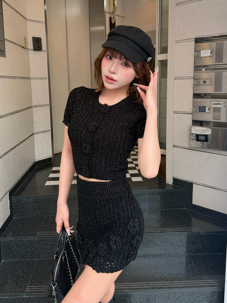 モデル：158cm（着用サイズ：FREE　着用カラー：BLK）