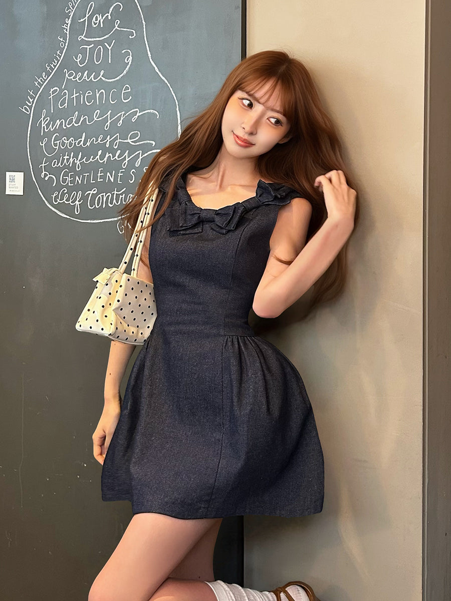 モデル：161cm（着用サイズ：FREE　着用カラー：IND）