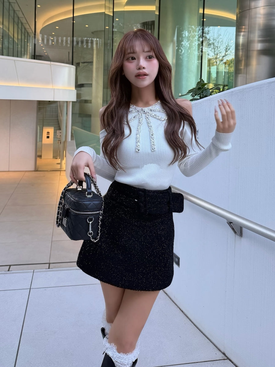 モデル：158cm（着用サイズ：FREE　着用カラー：BLK）