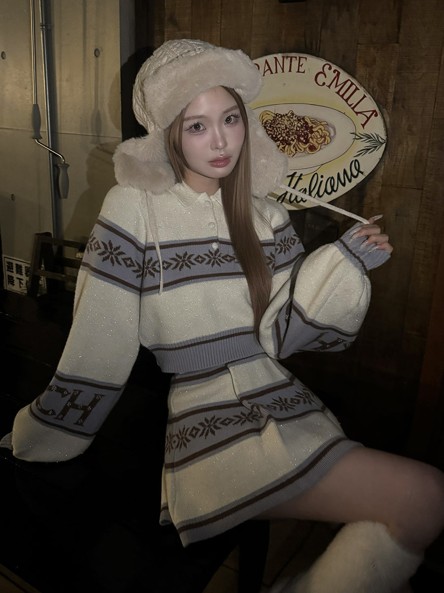 モデル：163cm（着用サイズ：FREE　着用カラー：IVO）