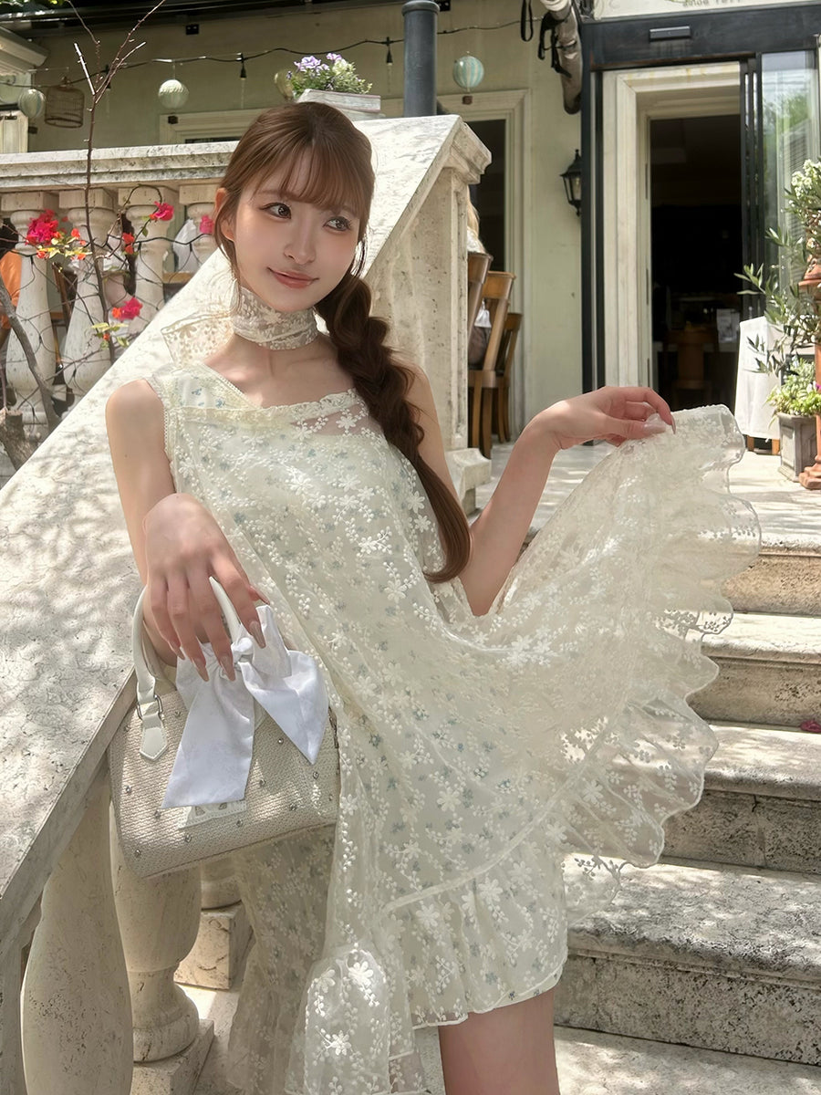 モデル：161cm（着用サイズ：FREE　着用カラー：YEL）