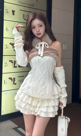 モデル：156cm（着用サイズ：FREE　着用カラー：WHT）
