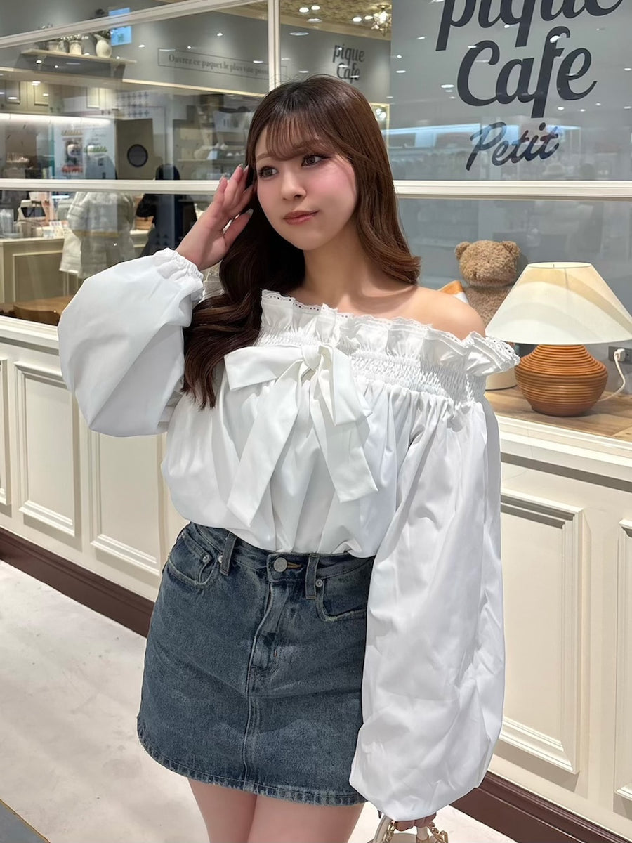 モデル：151cm（着用サイズ：FREE　着用カラー：WHT）