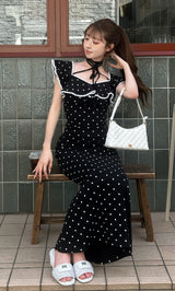 モデル：161cm（着用サイズ：FREE　着用カラー：DOT）