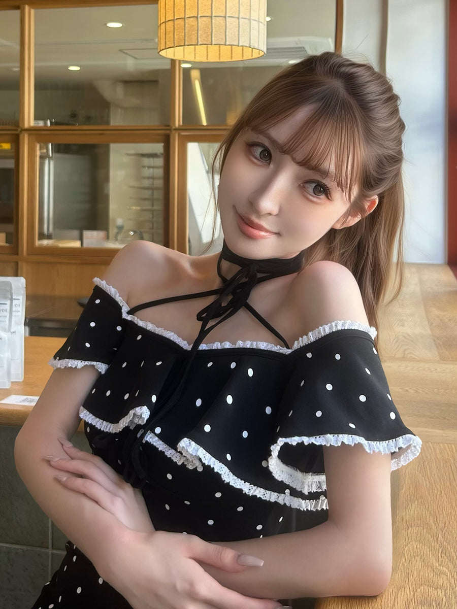 モデル：161cm（着用サイズ：FREE　着用カラー：DOT）