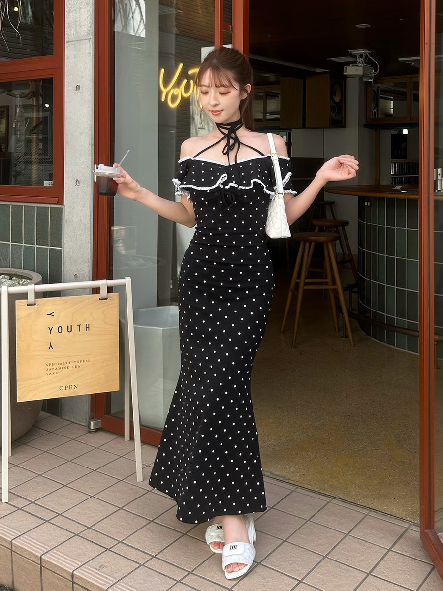 モデル：161cm（着用サイズ：FREE　着用カラー：DOT）