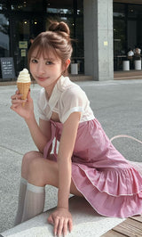 モデル：161cm（着用サイズ：FREE　着用カラー：RED）