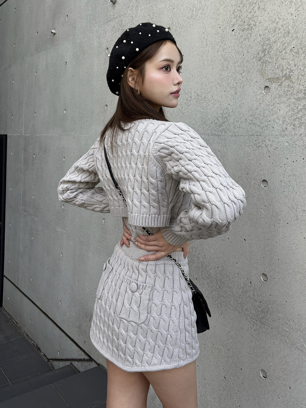 モデル：163cm（着用サイズ：FREE　着用カラー：GRY）