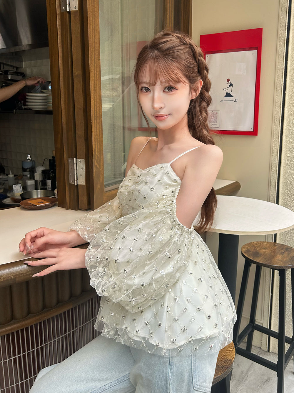 モデル：161cm（着用サイズ：FREE　着用カラー：IVO）