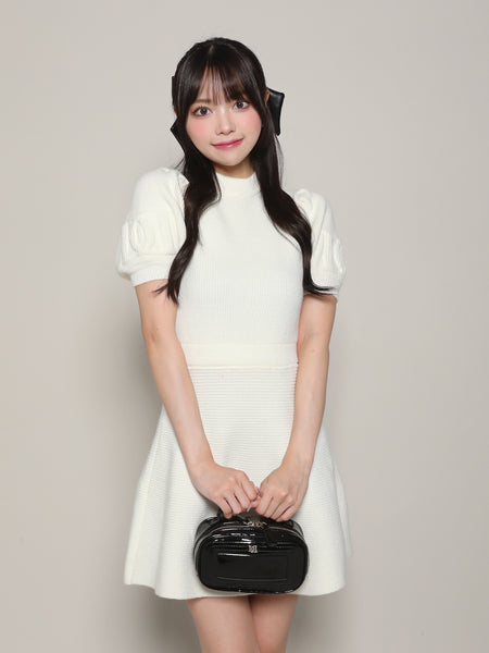 DD Puff-Sleeved Knit Mini Dress