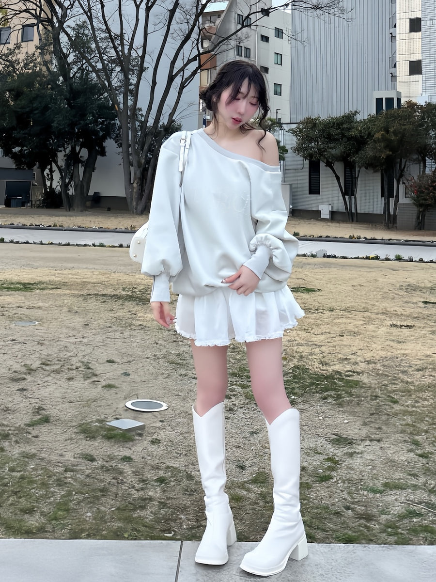 モデル：160cm（着用サイズ：FREE　着用カラー：WHT）