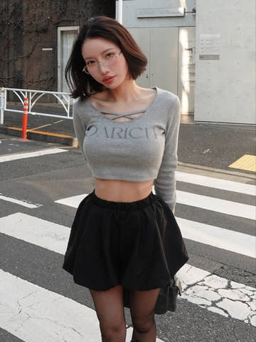 モデル：155cm（着用サイズ：FREE　着用カラー：GRY）
