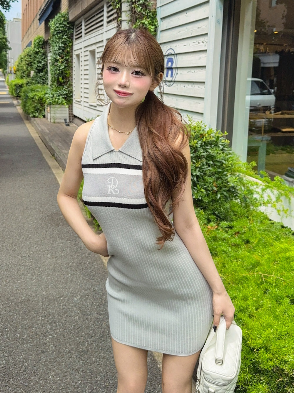 モデル：158cm（着用サイズ：FREE　着用カラー：GRY）