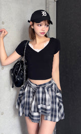 モデル：163cm（着用サイズ：FREE　着用カラー：BLK）