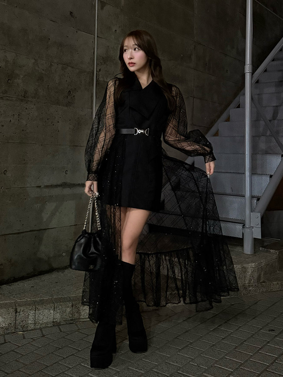 モデル：156cm（着用サイズ：FREE　着用カラー：BLK）