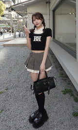 モデル：162cm（着用サイズ：FREE　着用カラー：BLK）