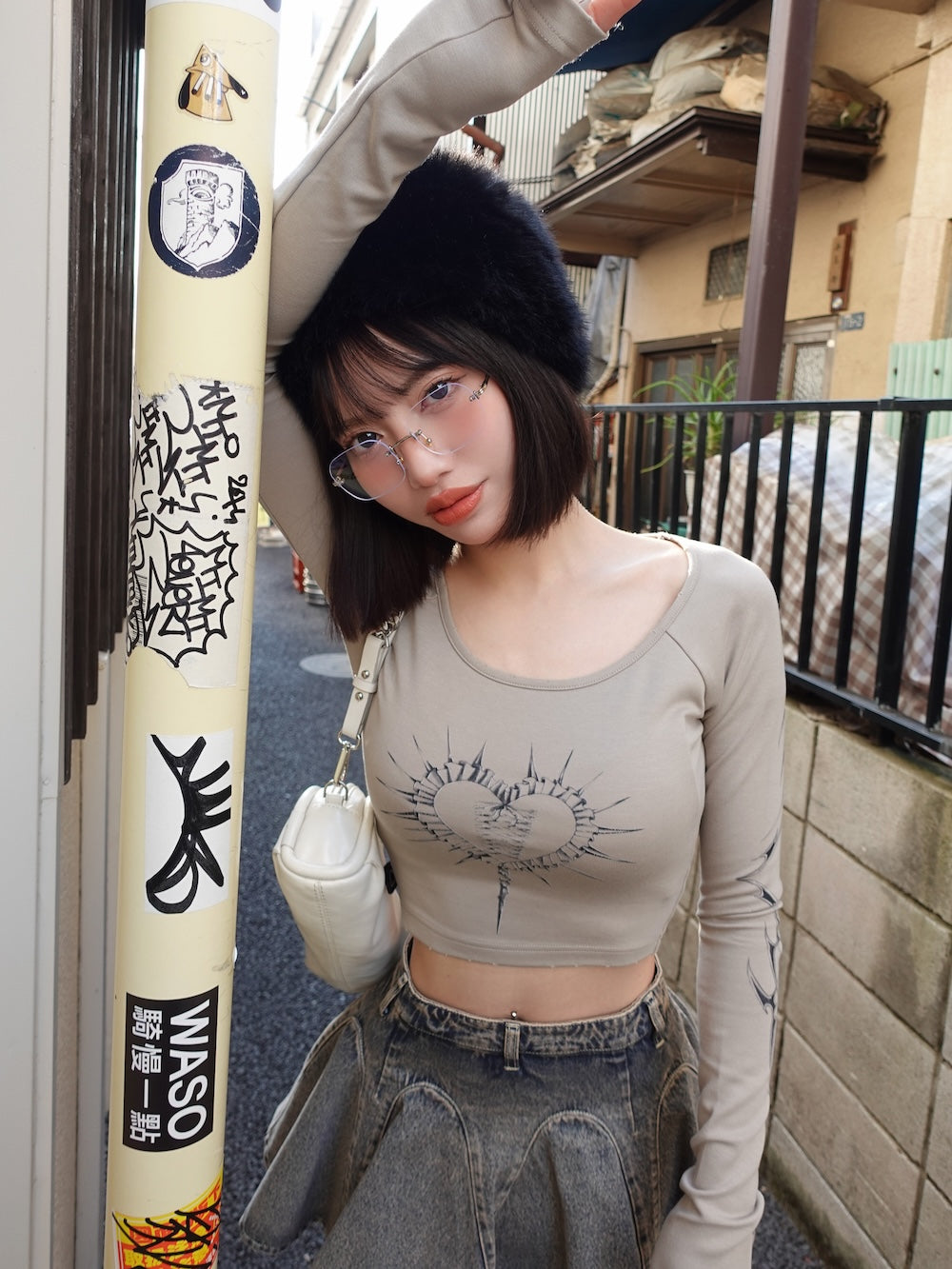 モデル：155cm（着用サイズ：FREE　着用カラー：BEG）