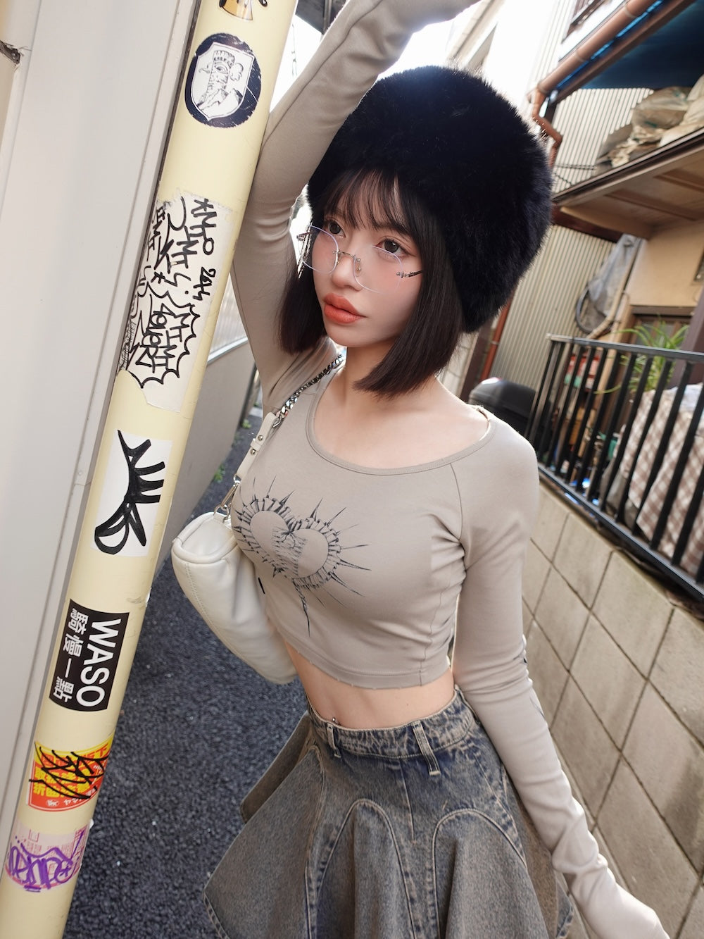 モデル：155cm（着用サイズ：FREE　着用カラー：BEG）