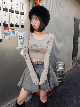 モデル：155cm（着用サイズ：FREE　着用カラー：BEG）