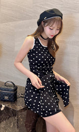 モデル：166cm（着用サイズ：FL　着用カラー：BLK）