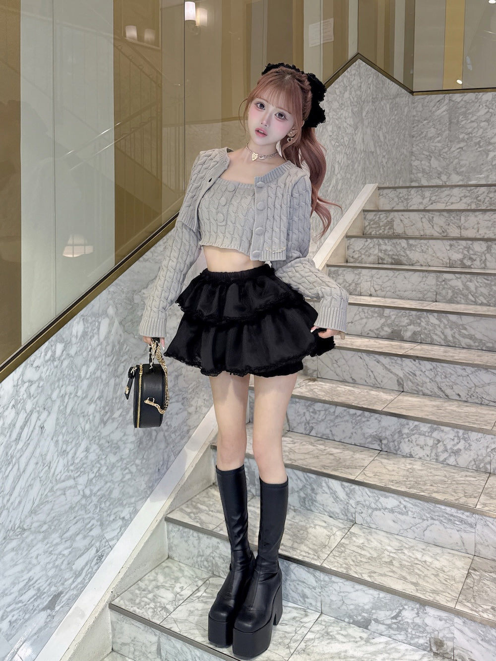 モデル：158cm（着用サイズ：FREE　着用カラー：GRY）