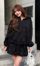 モデル：158cm（着用サイズ：FREE　着用カラー：BLK）