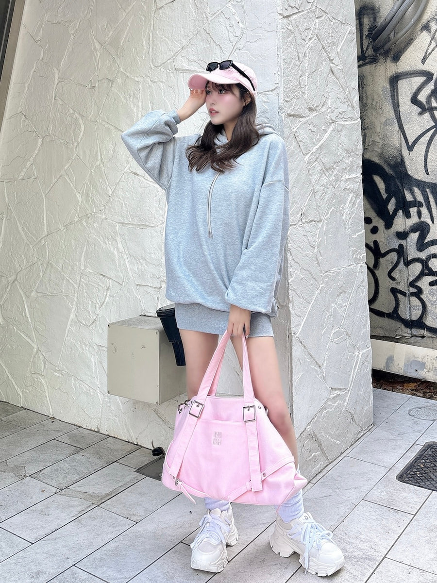 モデル：166cm（着用サイズ：FL　着用カラー：GRY）