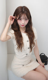 モデル：158cm（着用サイズ：FREE　着用カラー：IVO）