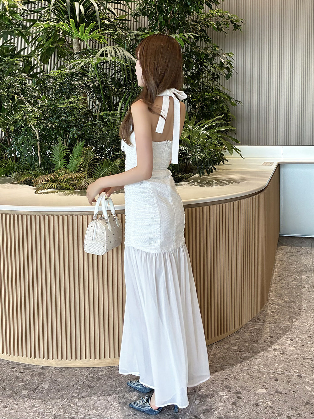 モデル：166cm（着用サイズ：FREE　着用カラー：WHT）
