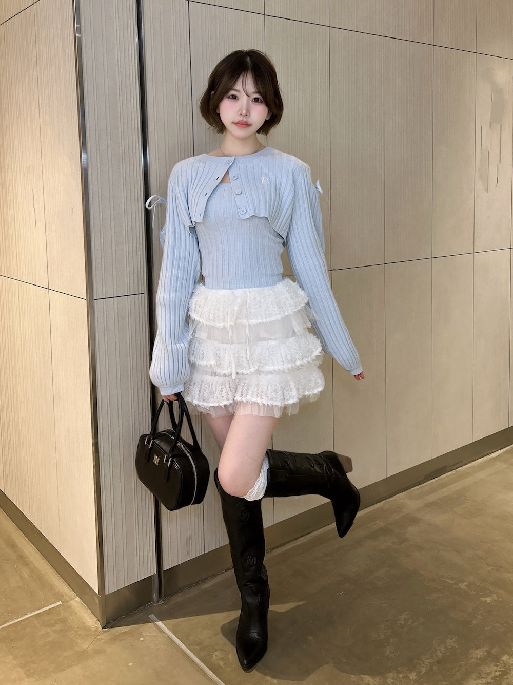 モデル：164cm（着用サイズ：FL　着用カラー：WHT）