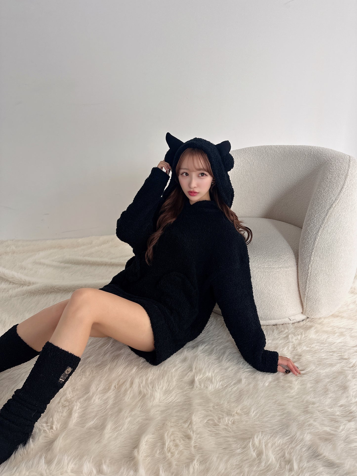 モデル：159cm（着用サイズ：FREE　着用カラー：BLK）