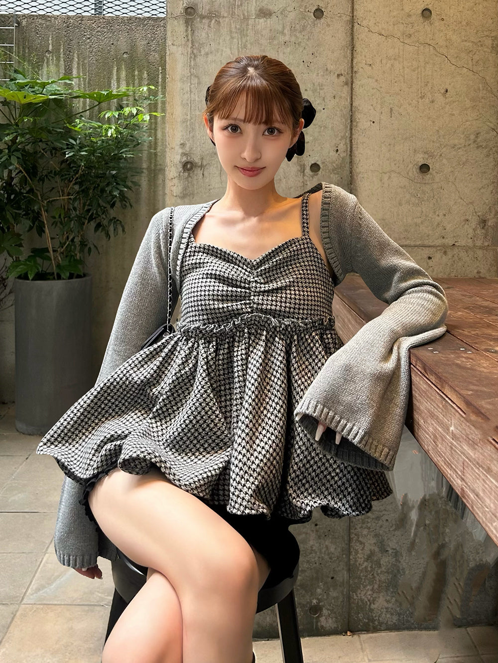 モデル：161cm（着用サイズ：FREE　着用カラー：GRY）
