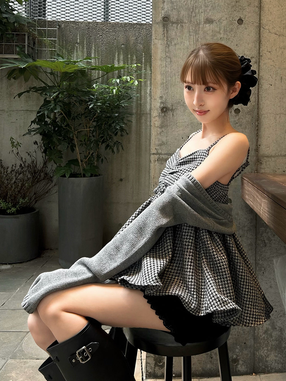 モデル：161cm（着用サイズ：FREE　着用カラー：GRY）