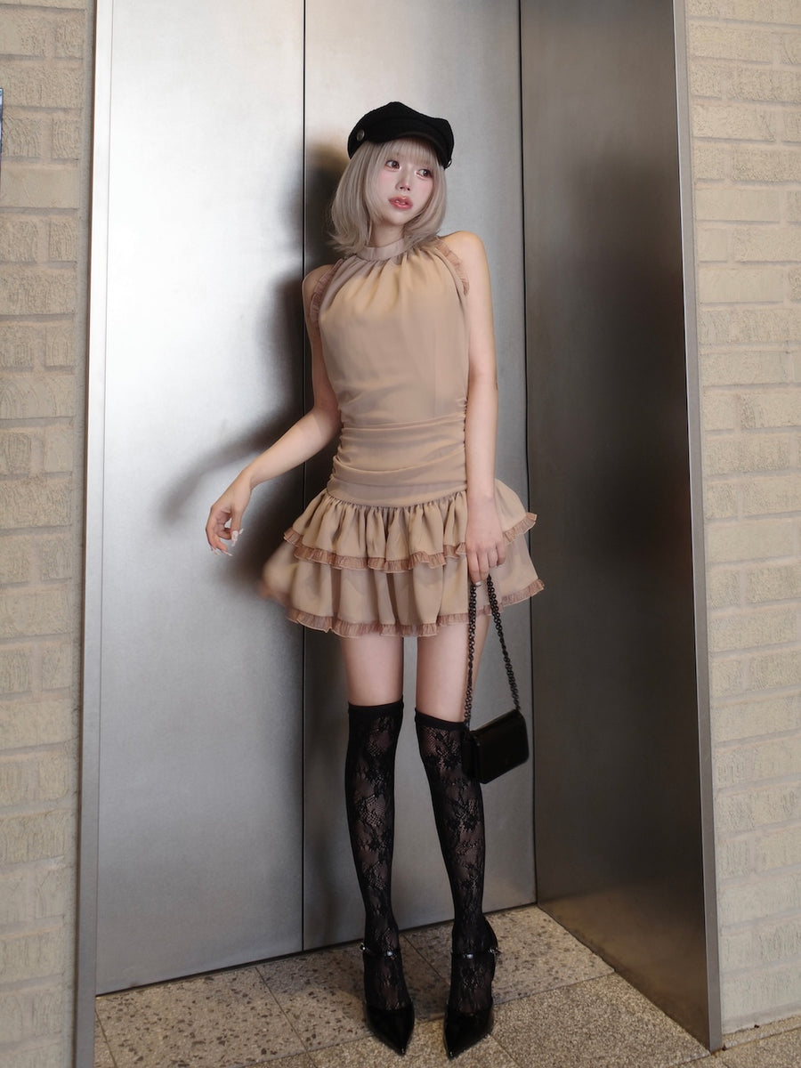 モデル：155cm（着用サイズ：FREE　着用カラー：BEG）