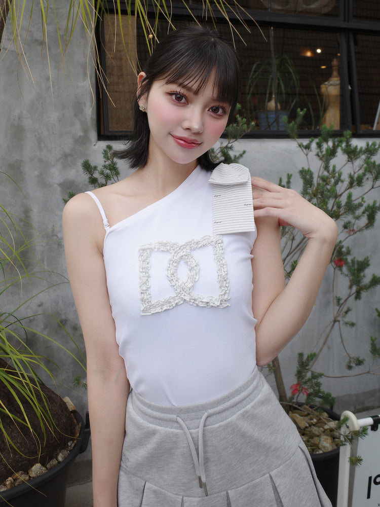 ANDMARY 新品タグ付き べべリボントップス アイボリー - メルカリ