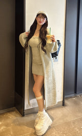 モデル：163cm（着用サイズ：FREE　着用カラー：GRY）