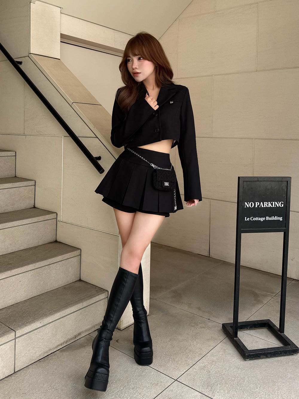 モデル：158cm（着用サイズ：S　着用カラー：BLK）