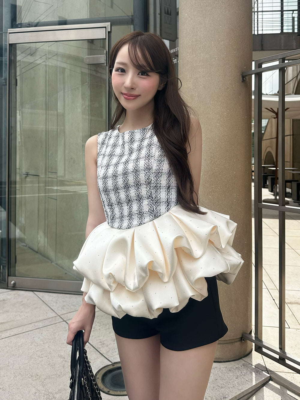 モデル：156cm（着用サイズ：FREE　着用カラー：WHT）