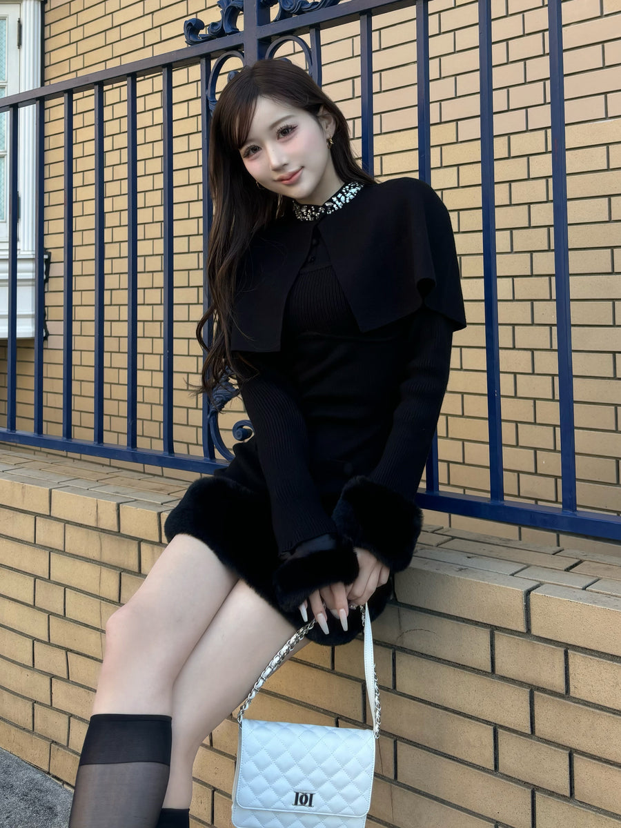 モデル：165cm（着用サイズ：FREE　着用カラー：BLK）