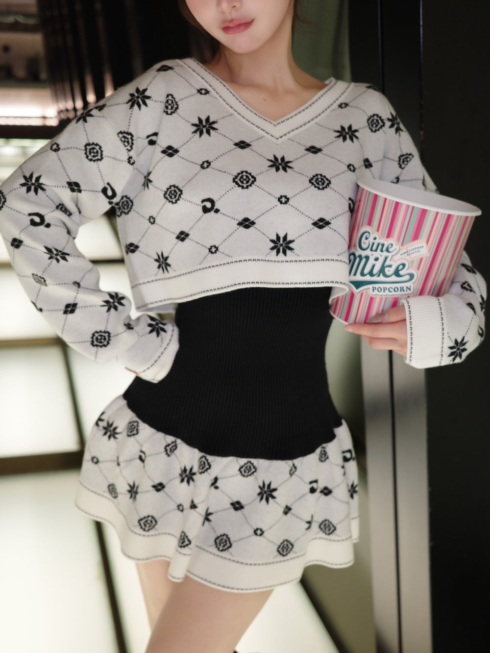 モデル：158cm（着用サイズ：FREE　着用カラー：WHT）