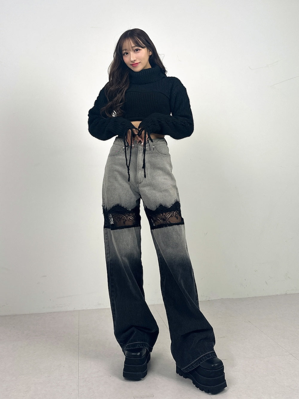 モデル：156cm（着用サイズ：S　着用カラー：BLK）